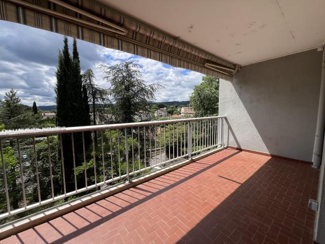 Location APPARTEMENT T3 balcon cave garage | Agence Delas