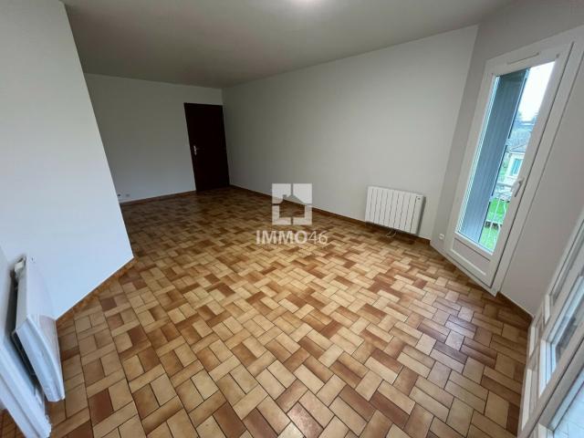 Location appartement t3 Cazals 46250, 67.00m² avec 3 pièce s dont 2 chambre s.IMMO46