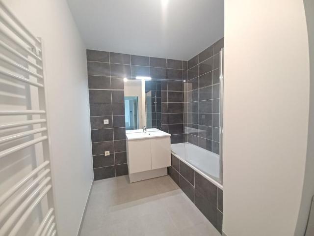 location Appartement T3 DE 63.81m² À PONTAULT COMBAULT