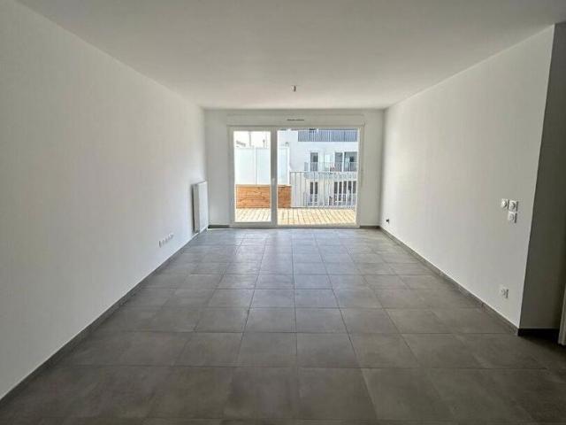location Appartement T3 DE 67.22m² À CLUSES