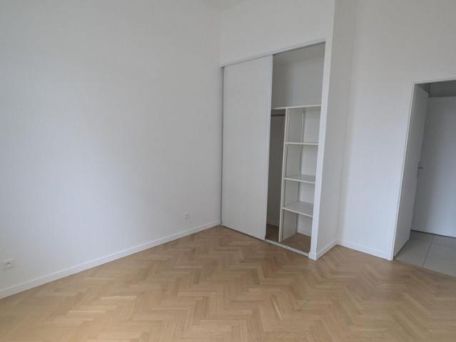 location Appartement T3 DE 64.8m² À VELIZY VILLACOUBLAY