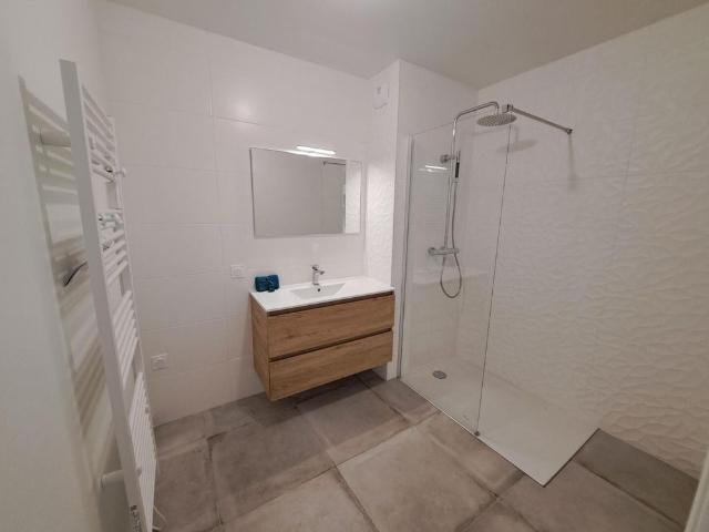 location Appartement T3 DE 64.15m² À CHAMALIERES