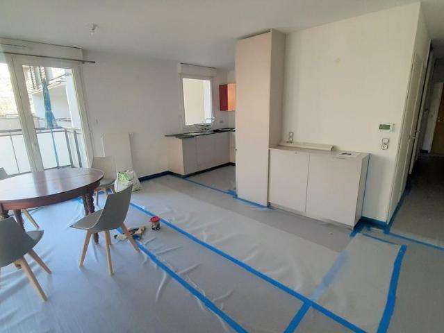 location Appartement T3 DE 69.69m² À ANNECY