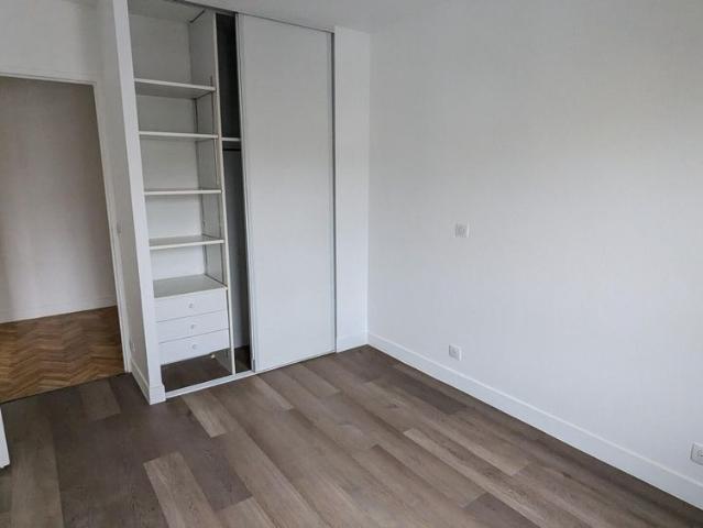 location Appartement T3 DE 73.9m² À BOULOGNE