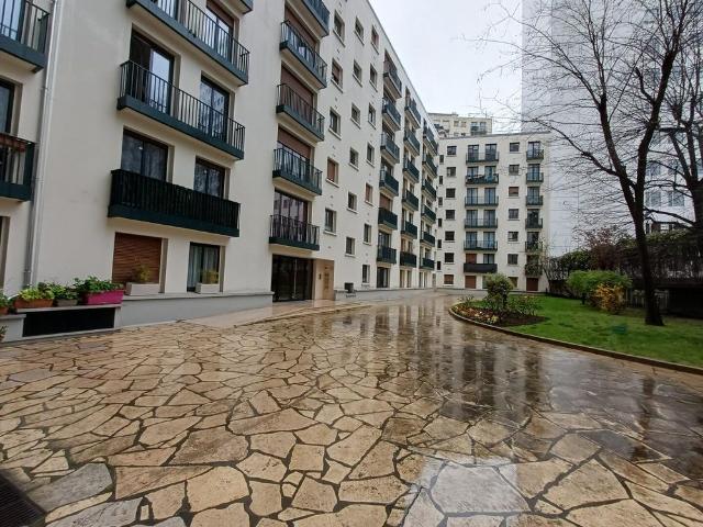 location Appartement T3 DE 77m² À PARIS 15