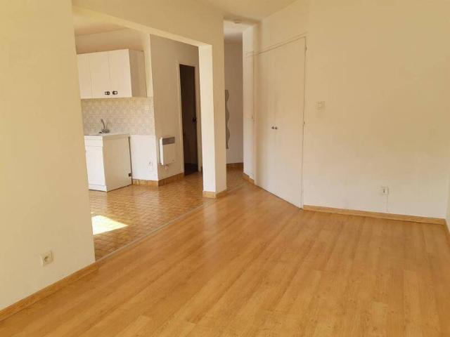 Location appartement t1 28 m² Grenoble 38000 519 €