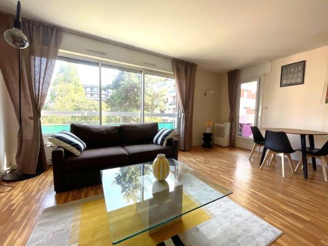 Location / Appartement T2