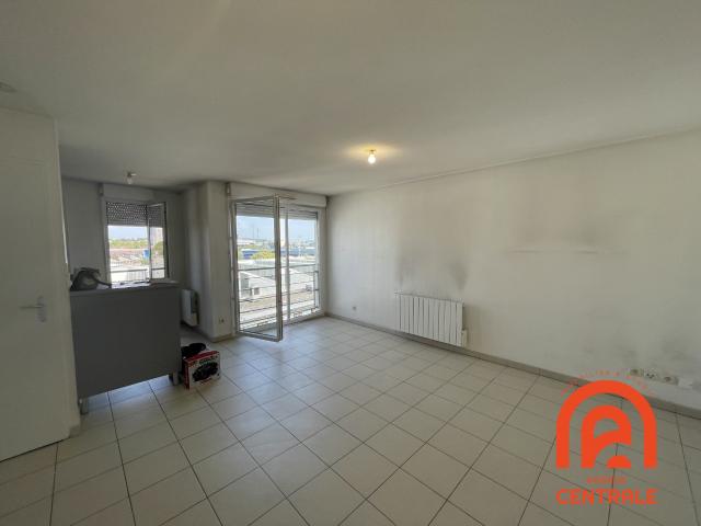 Location appartement T2 – Vénissieux 69200