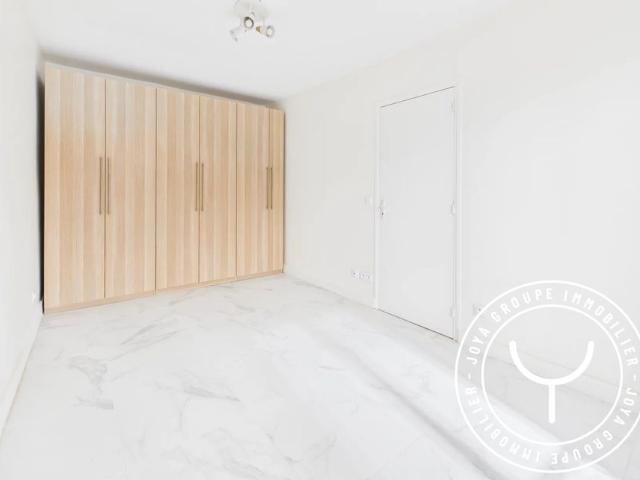 LOCATION APPARTEMENT T2 VIDE
