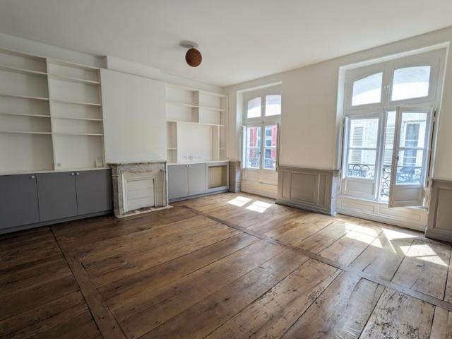 Location appartement T2 à BAYONNE | 63 m2 782 C.C. € / mois