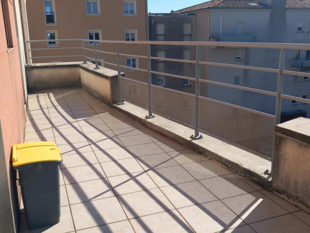 Location APPARTEMENT T2 | Agence Delas