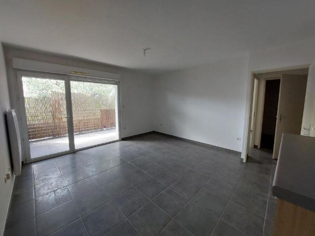 location Appartement T2 DE 43.5m² À GRABELS