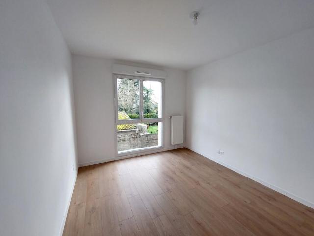 location Appartement T2 DE 40.49m² À LA CHAPELLE ST MESMIN