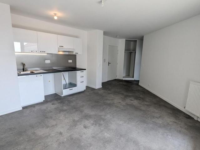location Appartement T2 DE 42.75m² À TAVERNY