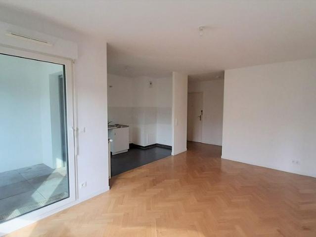 location Appartement T2 DE 44.4m² À VELIZY VILLACOUBLAY