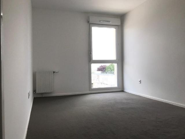 location Appartement T2 DE 44.1m² À ARPAJON