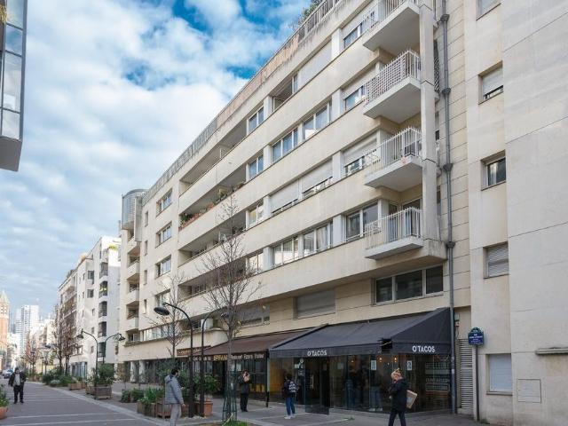 location Appartement T2 DE 46.95m² À PARIS