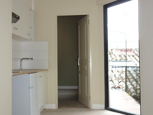 Location Appartement T2 de 33 m2 avec balcon Proche des Arènes/Préfecture