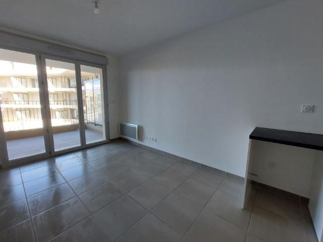 location Appartement T2 DE 37.08m² À TRETS