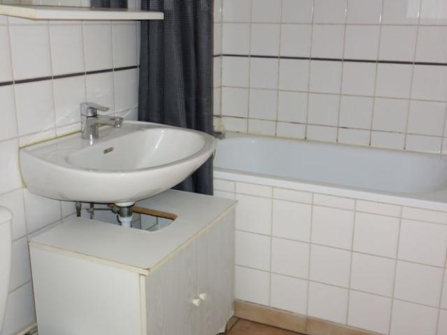 Location Appartement T2 de 34 m² avec terrasse dans immeuble de ville