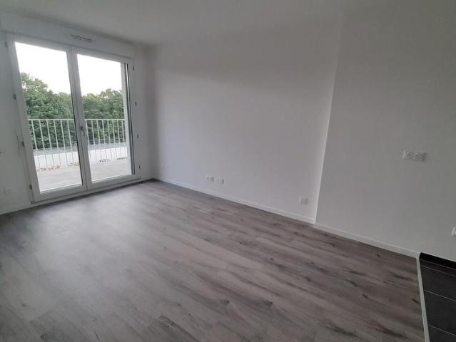 location Appartement T2 DE 39.96m² À MASSY