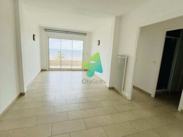 Location APPARTEMENT T2 EN FRONT DE MER