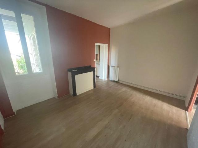 LOCATION APPARTEMENT T2 QUARTIER ARSENAL
