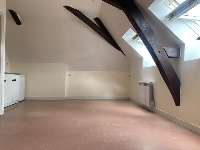 LOCATION APPARTEMENT T2 SABLE SUR SARTHE