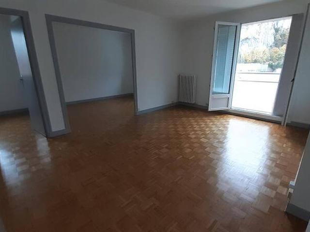 Location appartement t4 61 m² Fontaine 38600 677 €