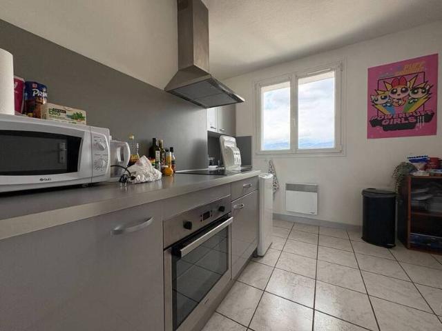 Location appartement t4 61 m² Grenoble 38100 770 €