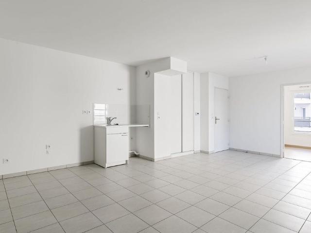 location Appartement T4 DE 82.1m² À VILLEURBANNE