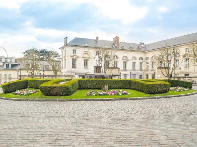 location Appartement T4 DE 90.25m² À ST GERMAIN EN LAYE