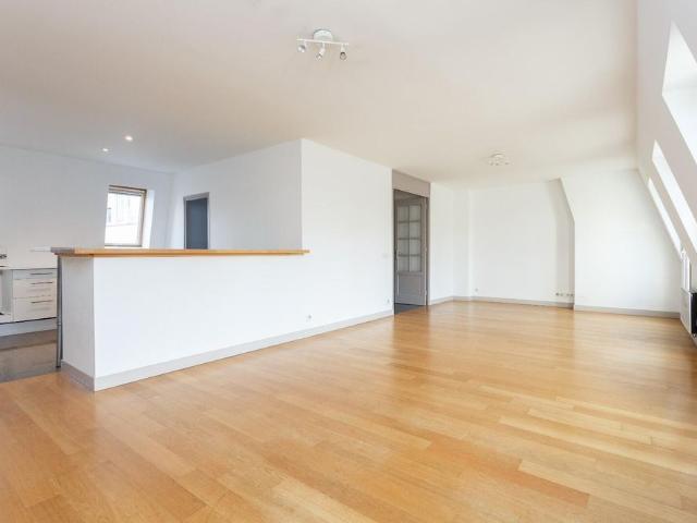 location Appartement T4 DE 125m² À PARIS