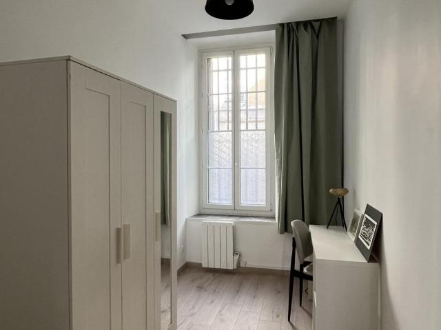 Location Appartement T4 refait à neuf centre ville