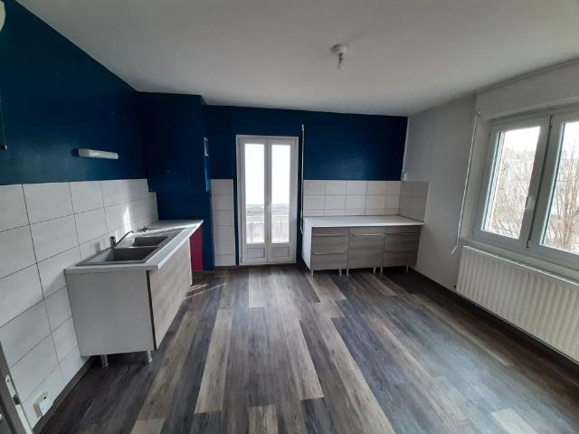 Location Appartement T5 97 m² Charquemont