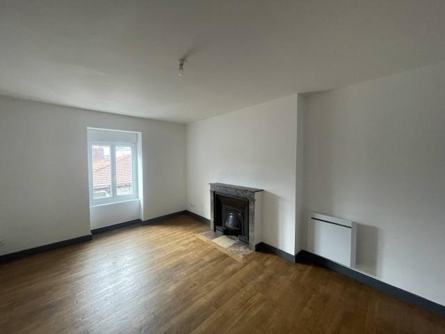 Location appartement T5 Annonay 121.7 m²