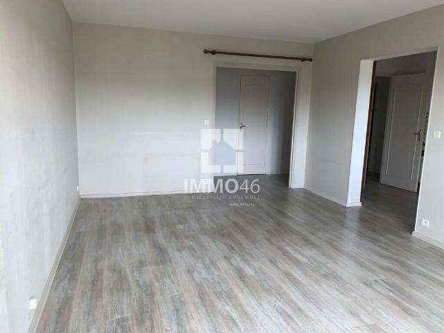 Location appartement t5 Cahors 46000, 100m², 5 pièces. T5 FON POR