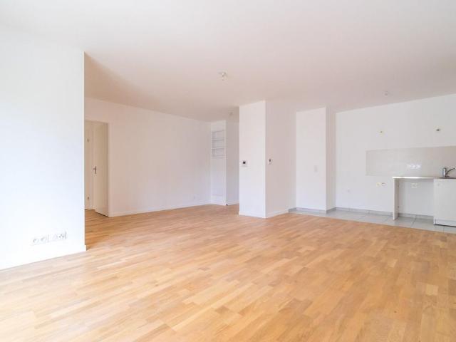 location Appartement T5 DE 98.5m² À VILLIERS SUR MARNE