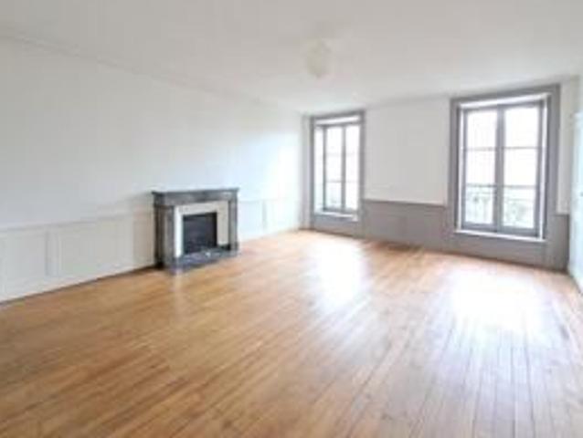 Location Appartement T5 Nantes Centre Ville