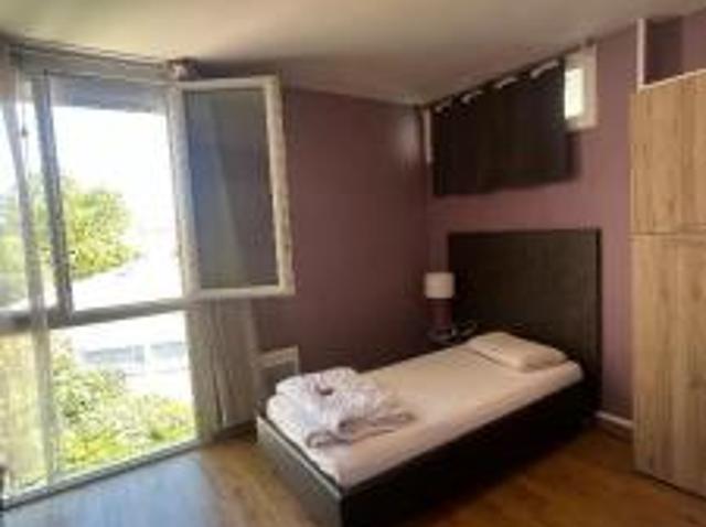 location appartement talence 1 pièce 15 m2 gironde 33400 590 € / mois