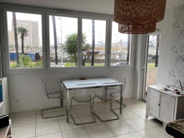 location appartement toulon 4 pièces 67 m2 var 83000 1034 € / mois