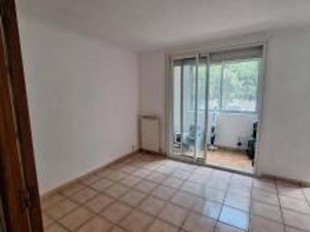 location appartement toulon 5 pièces 83 m2 var 83000 1100 € / mois