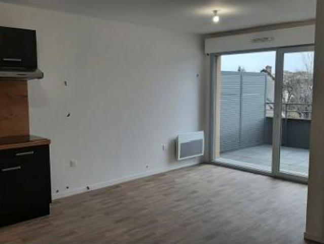 location appartement tours 2 pièces 41 m2 indre et loire 37100 581 € / mois