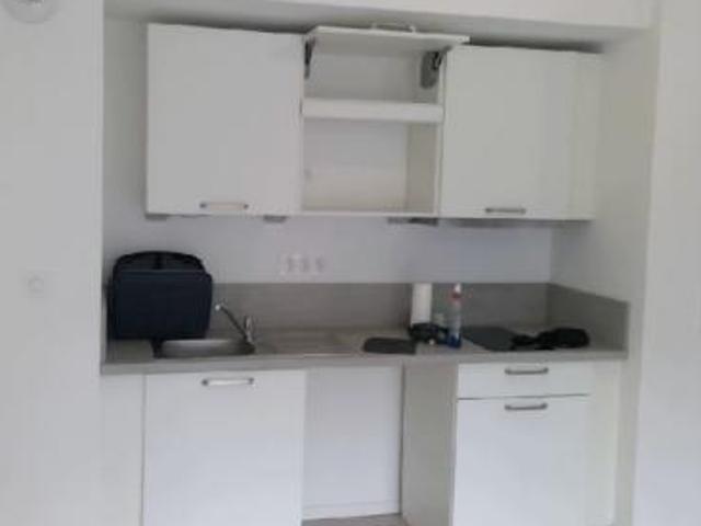 location appartement tours 2 pièces 41 m2 indre et loire 37100 583 € / mois