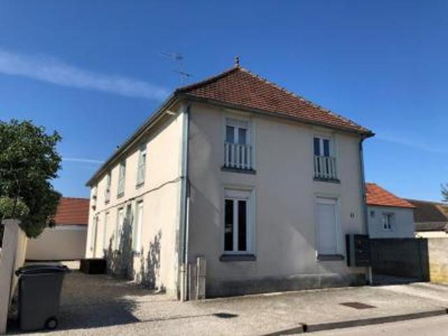 location appartement troyes 3 pièces 60 m2 aube 10420 650 € / mois
