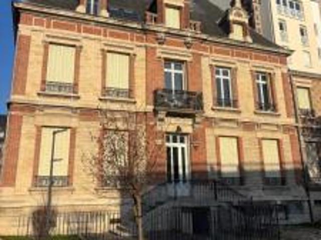 location appartement troyes 3 pièces 73 m2 aube 10000 913 € / mois