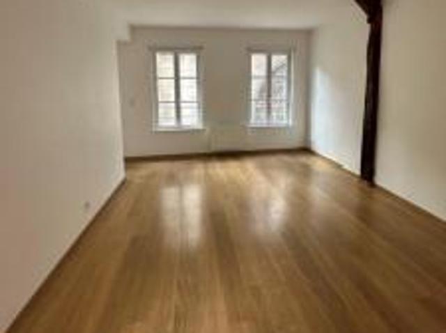 location appartement troyes 2 pièces 48 m2 aube 10000 563 € / mois