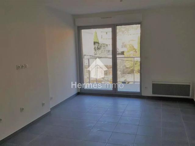 Location Appartement Traverse de la Loube, Toulon