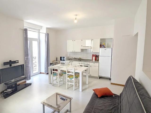 Location Appartement Traverse de l'Ayrolle, Millau