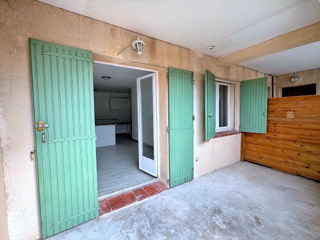 Location Appartement Traverse De Séraphin, Lançon Provence